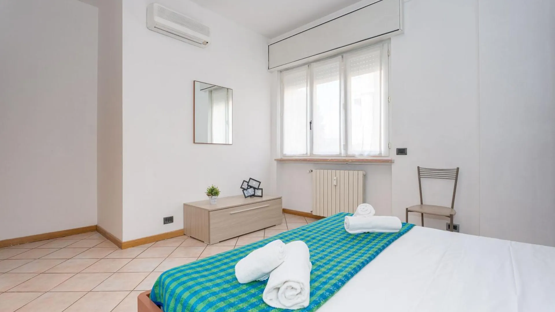 Station'S Apartments Bergamo Italy