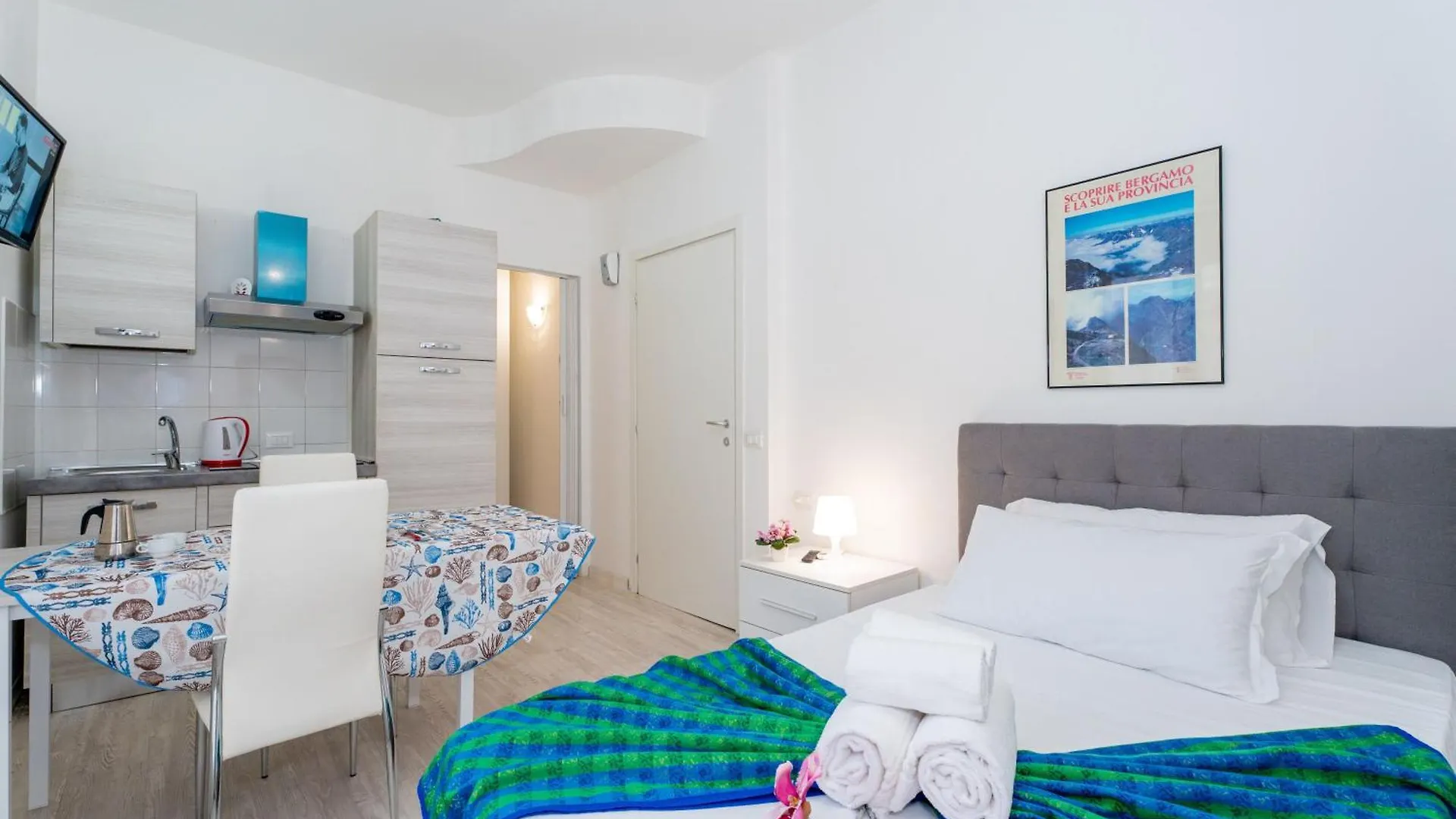 Station'S Apartments Bergamo Italy